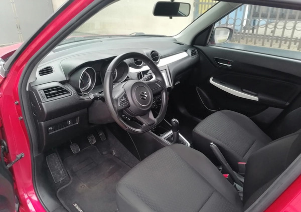 Suzuki Swift cena 39900 przebieg: 110700, rok produkcji 2017 z Gostyń małe 191